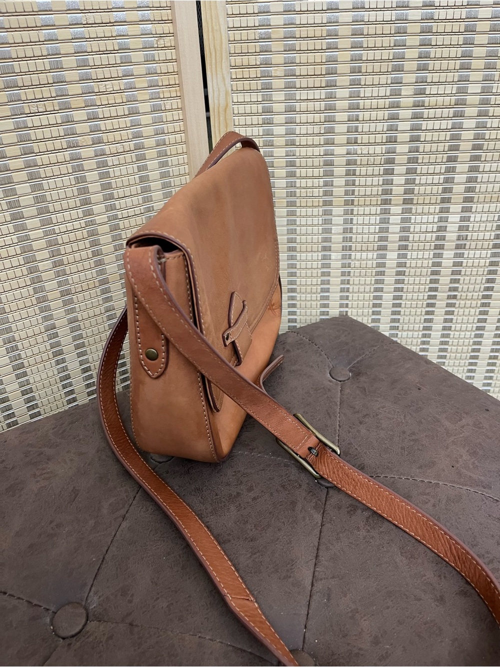 Frye Cognac Leather Crossbody Bag 10x8x2.5 - Picture 6 of 13
